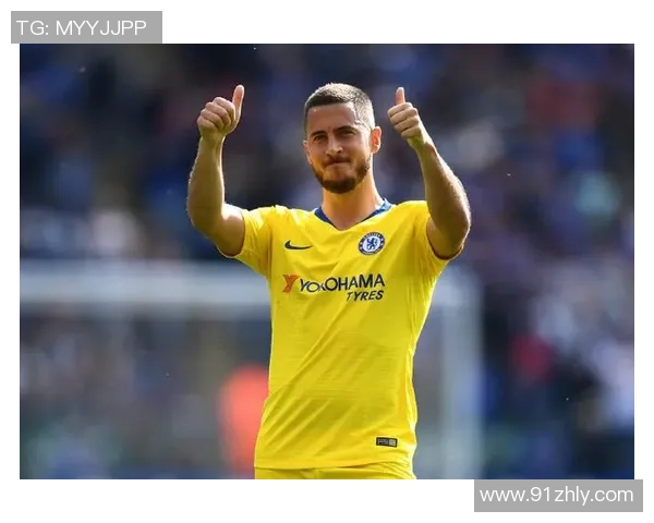 寒冬中的暖阳:阿扎尔戴手套,驰骋英超的温情与力量 寒冬中的暖阳:阿扎尔戴手套,驰骋英超的温情与力量